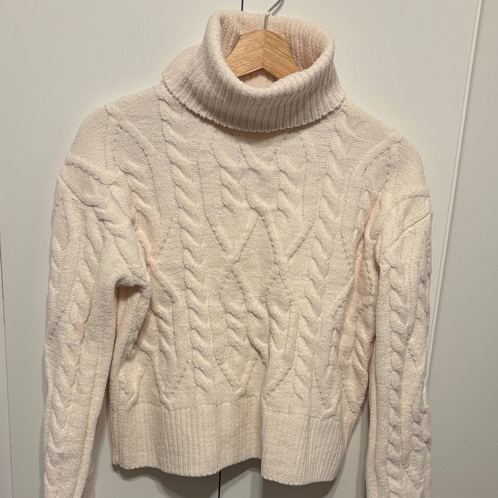 Cozy Cream Cable Knit Turtleneck Sweater - S